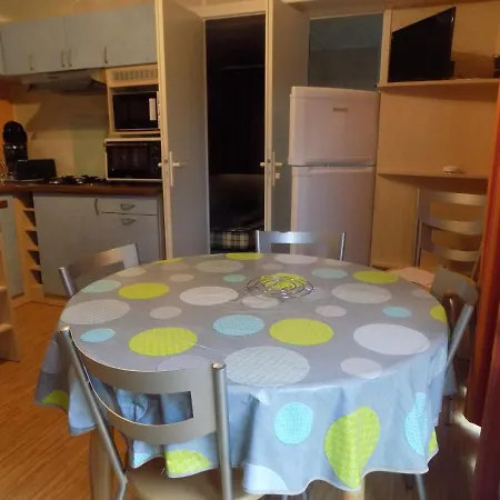 Mobil-home 6 Personnes 3 Campsite La Boissiere-de-Montaigu